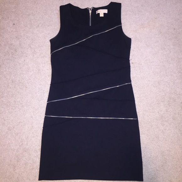 MICHAEL Michael Kors Dresses & Skirts - MICHAEL Michael Kors women’s size 6 dress